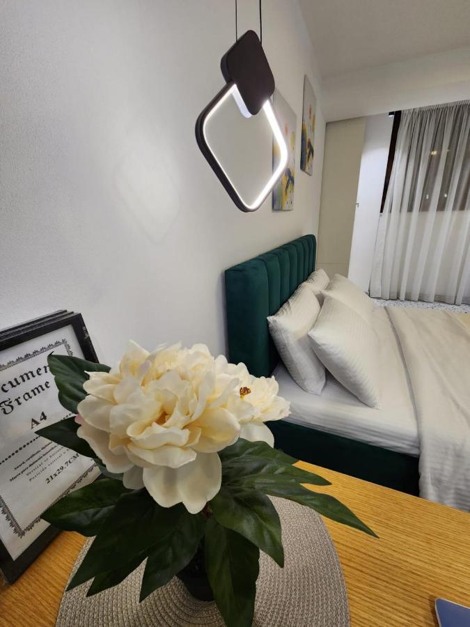 Pietro Guesthouse Tirana Kültér fotó